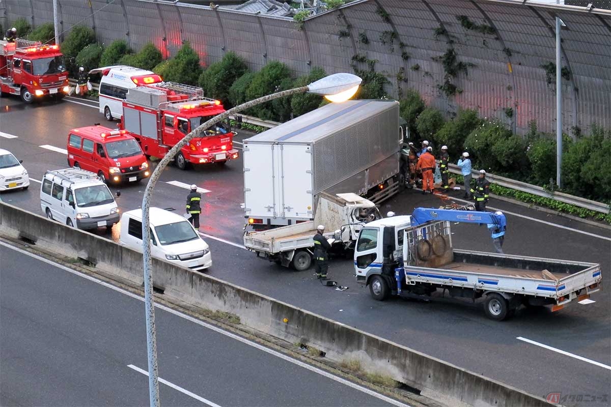 同じ交通違反でも違反をおこなった車両によって反則金の金額が異なる理由は大きな事故を起こす理由の差