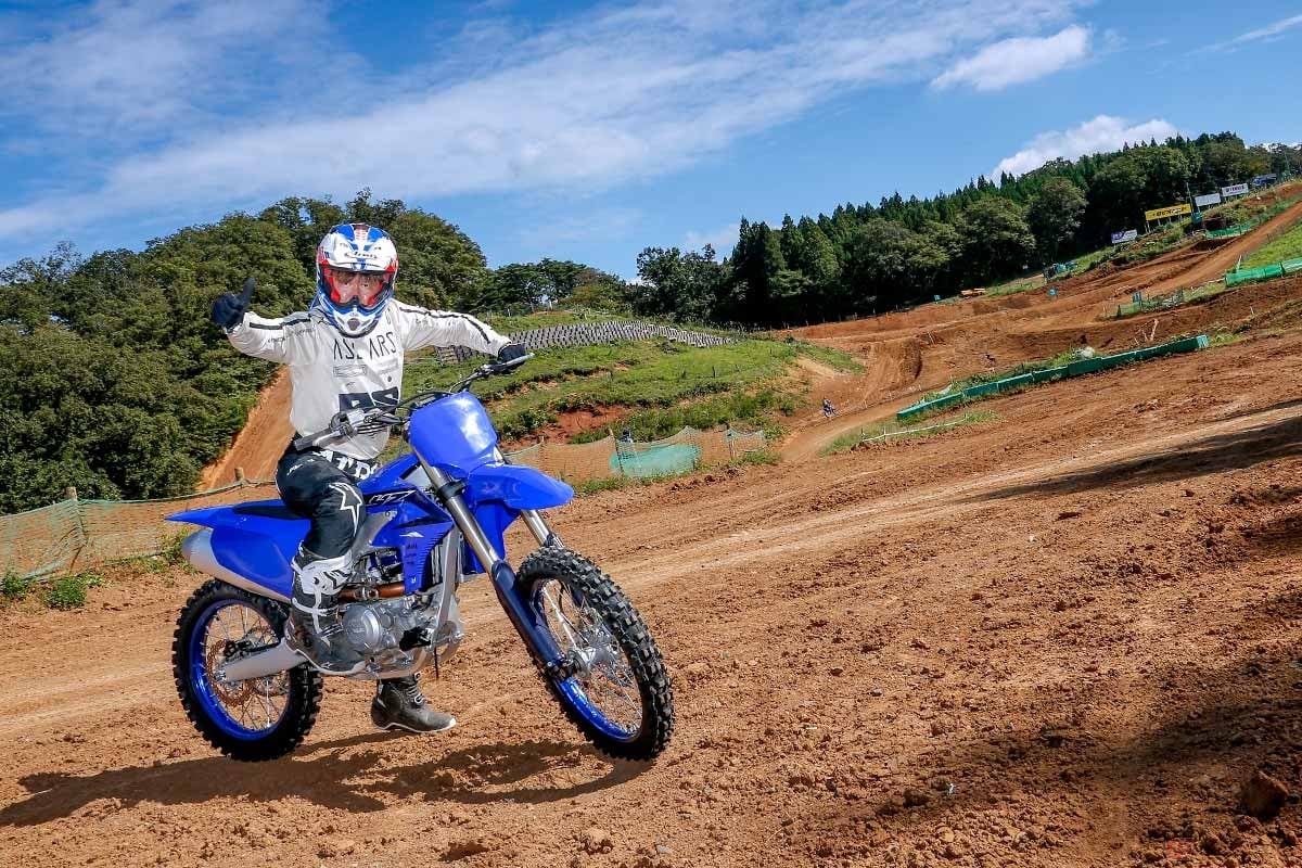 青木タカオ(筆者)が「スポーツランドSUGO」のインターナショナルモトクロスコースでヤマハ新型「YZ450F」(2023年型)を初ライド!!