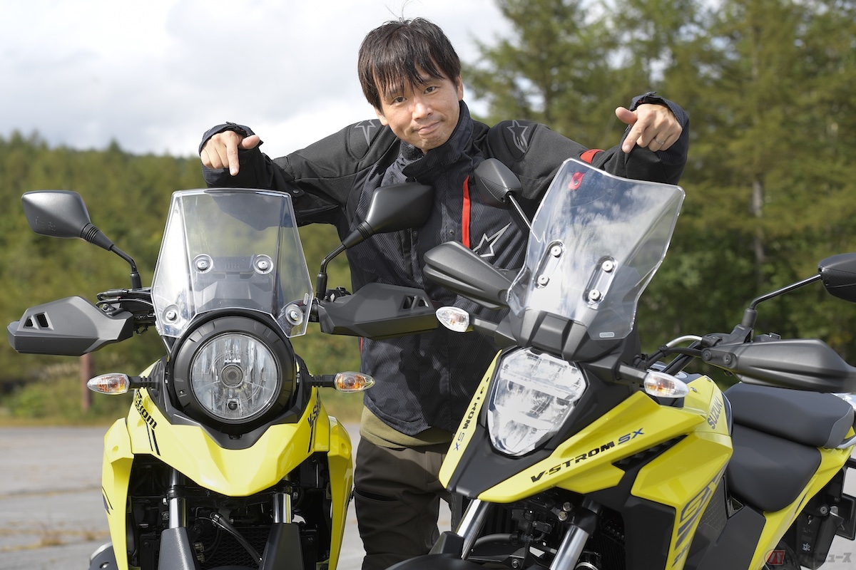 250ccクラスのアドベンチャーセグメントを2本立てにしたスズキのVストロームと筆者(青木タカオ)
