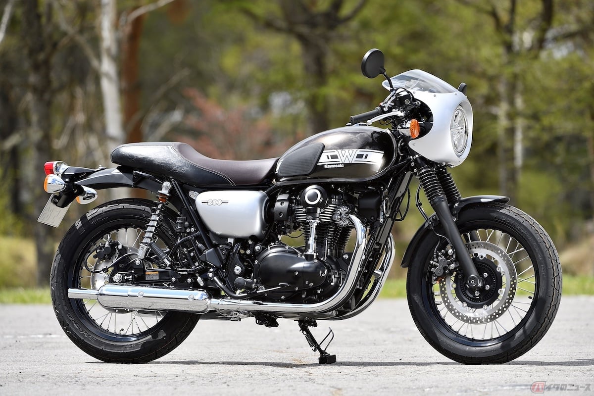 カワサキ「W800 CAFE」