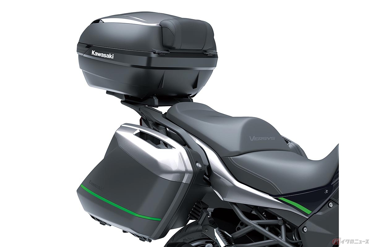 カワサキ「VERSYS 1000SE PLAZA EDITION」に装備されているパニアケースキット(片側28L)・トップケースキット(47L)