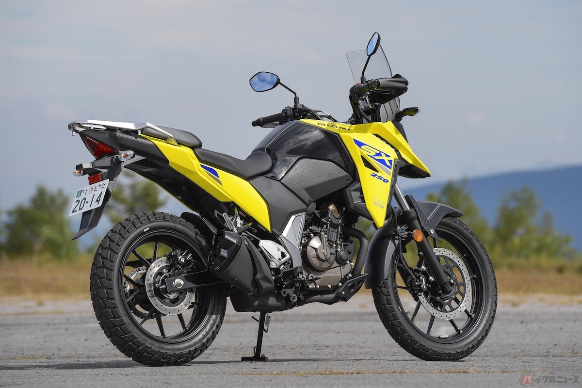 『Vストローム250SX』は、スリムでコンパクトに見えるデザインを目指している