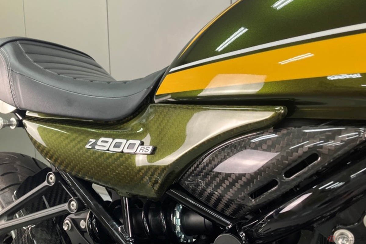 Naps Sportsのカワサキ「Z900RS」用カーボンパーツ(キャンディ・クリア塗装)