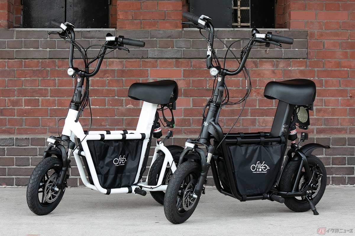 SWALLOWの特定小型原付電動バイク「Fiido Q1S」