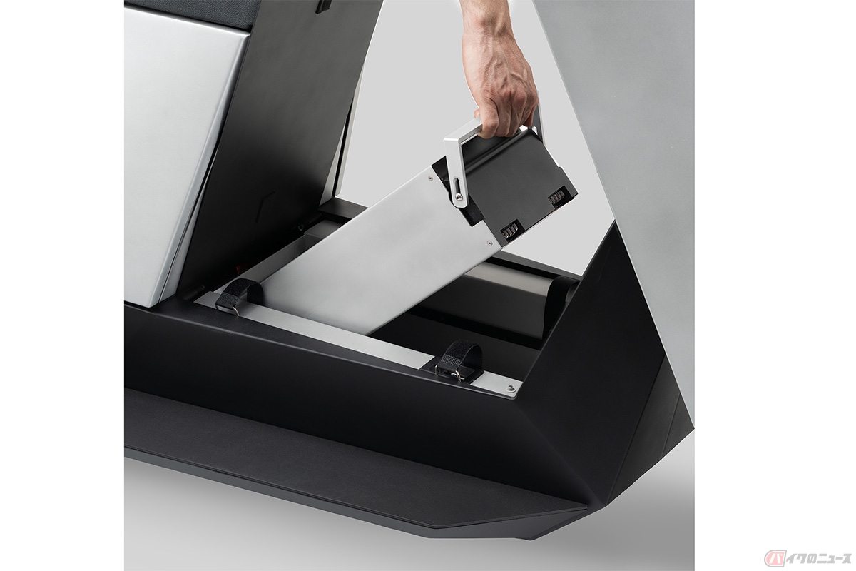 Infinite Machine（インフィニット・マシン）初の電動スクーター「P1」