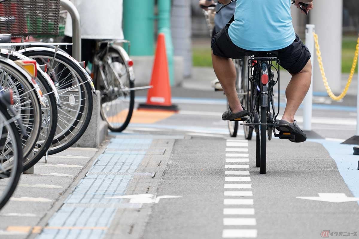 サンダルで自転車に乗ることは違反になる?