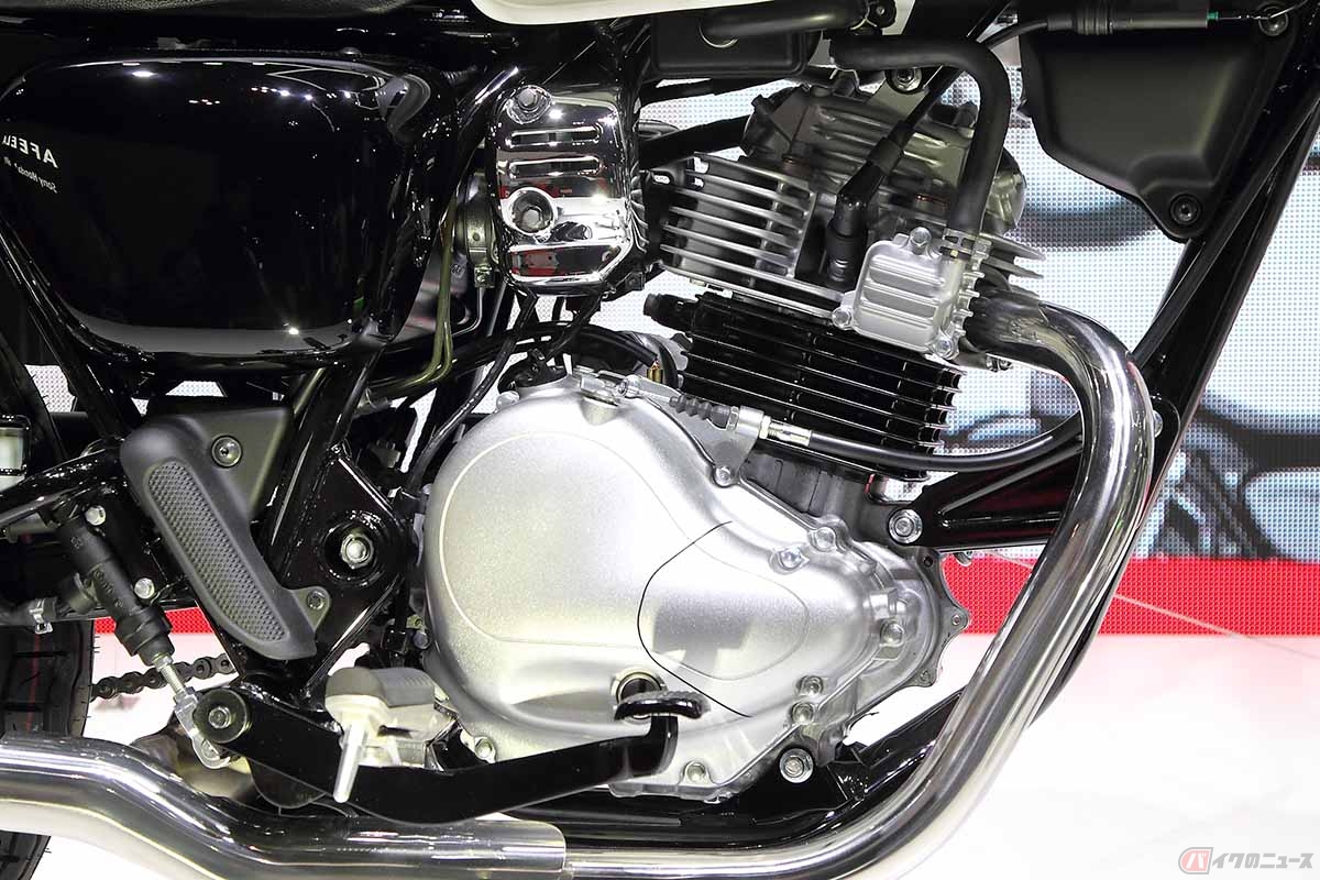 カワサキの新型モデル「W230」に搭載された空冷4スト