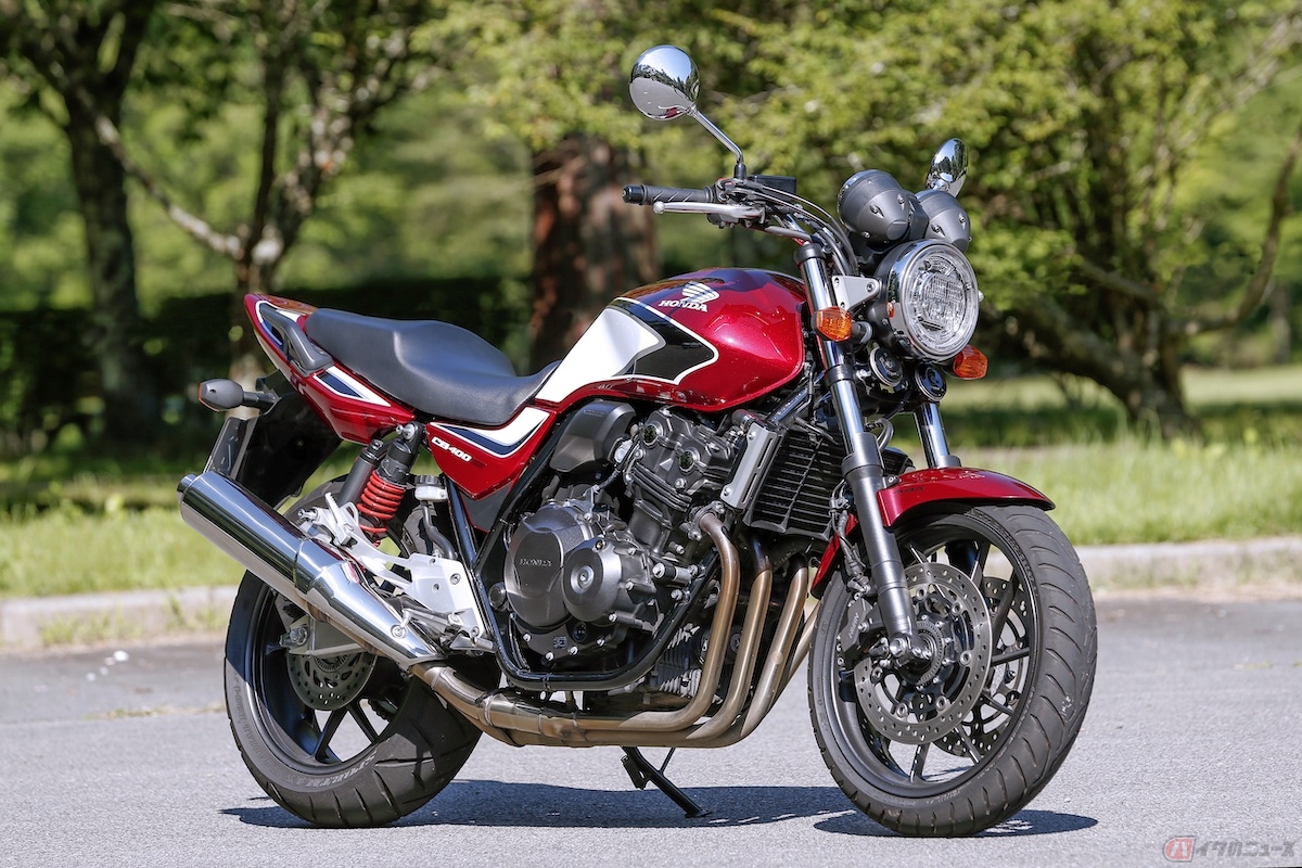 排ガス規制によって生産を終了するホンダ「CB400SF」