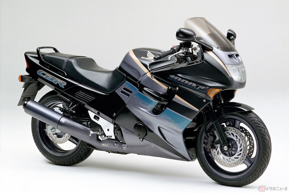 二輪車用の前・後輪連動ブレーキシステム(Dual Combined Brake System/デュアル・コンバインド・ブレーキ・システム)を搭載した「CBR1000F」