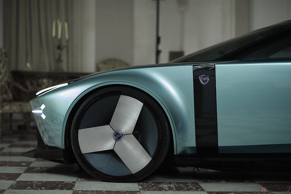 ブリュッセルのイタリア大使公邸公開されたランチア新型「Pu+Ra HPE」