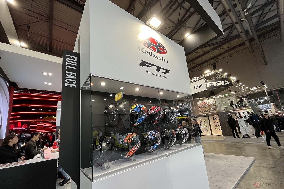 オージーケーカブトのブース。F17が展示してあります