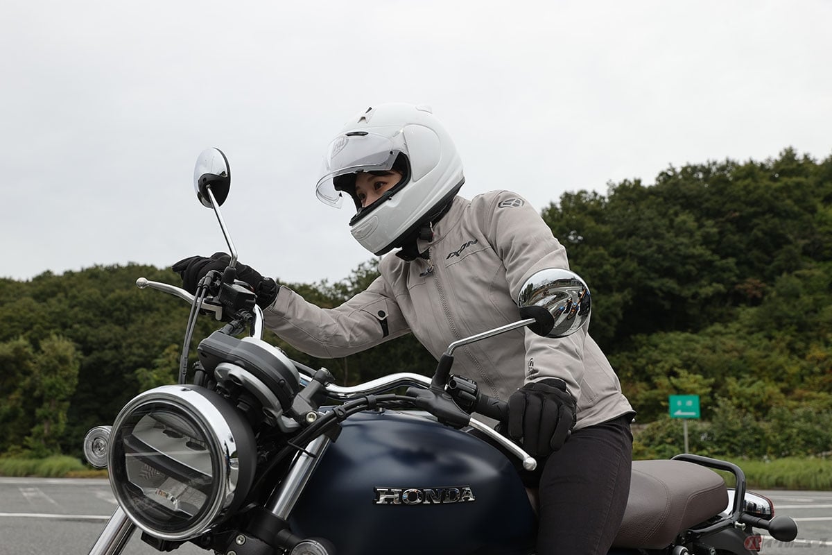 半クラ操作を活用することでスムーズな発進が可能