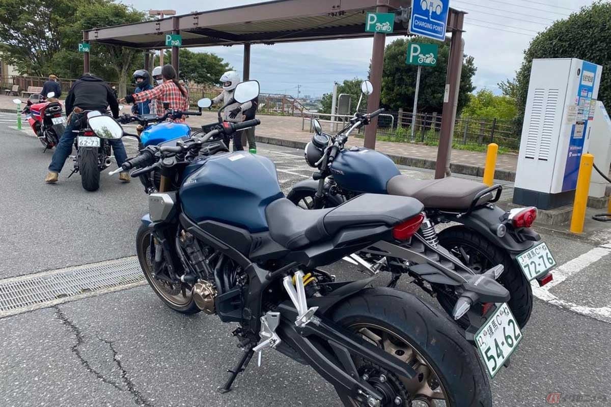 はみ出し駐車は一般公道か私有地かでも違反かどうかが変わってくる