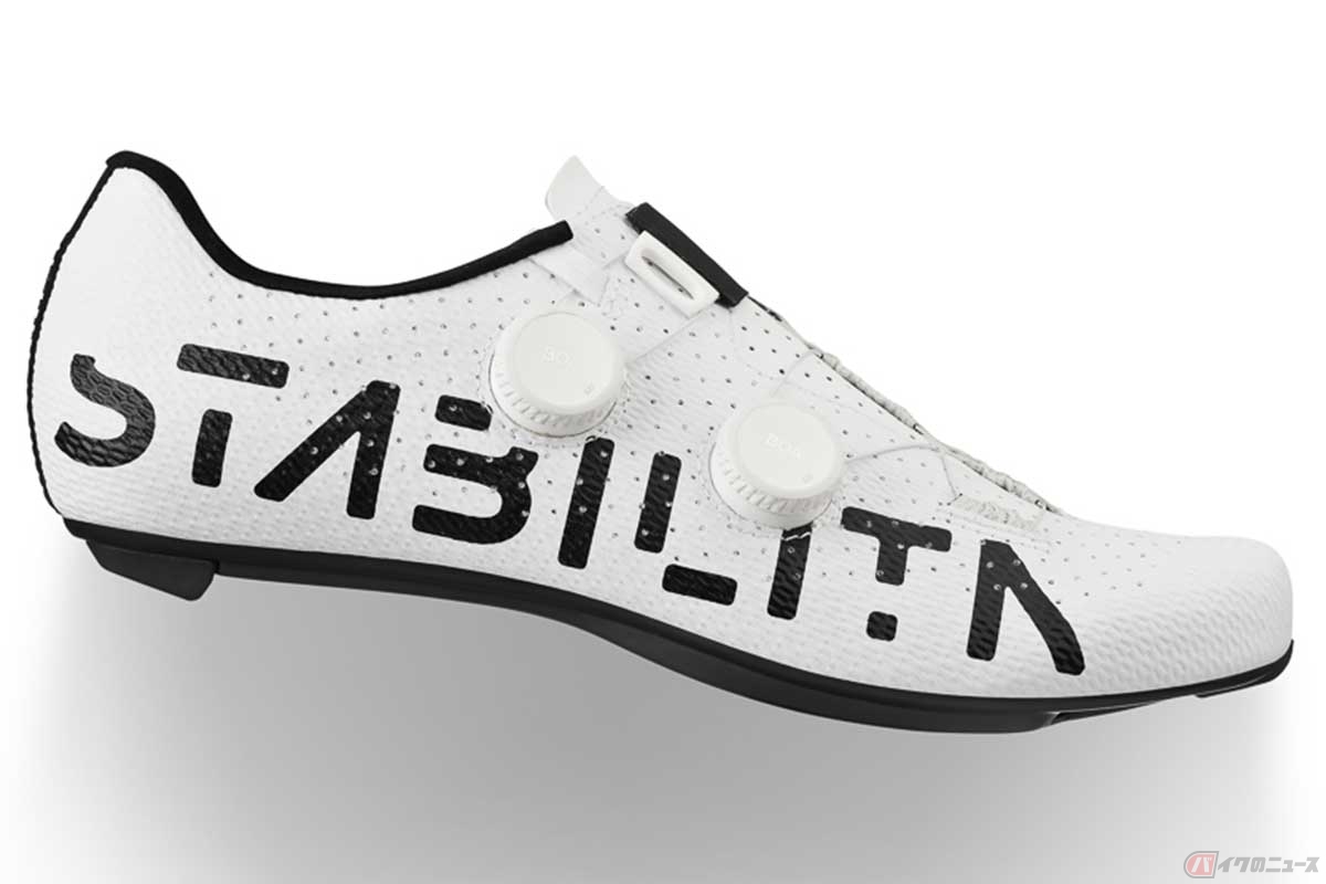 フィジーク「VENTO STABILITA CARBON LIMITED EDITION」