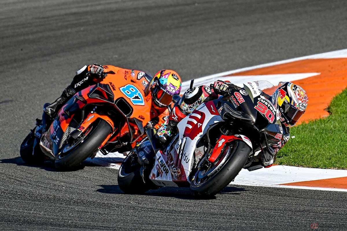 決勝レース後半はレミー・ガードナー選手(KTM)とポジションを争った