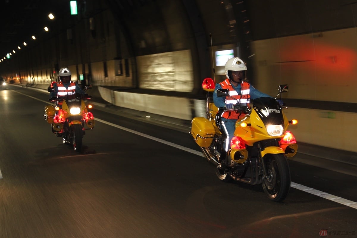 首都高のみで活動する黄色いバイクのパトロール部隊