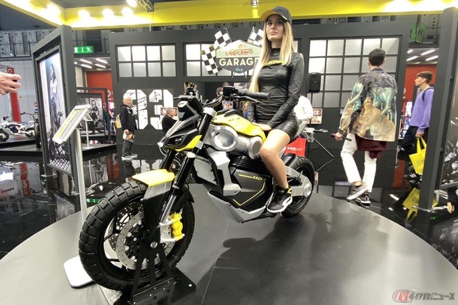 昨年のEICMAで公開されたVelocifero「RACE-X」プロトタイプ