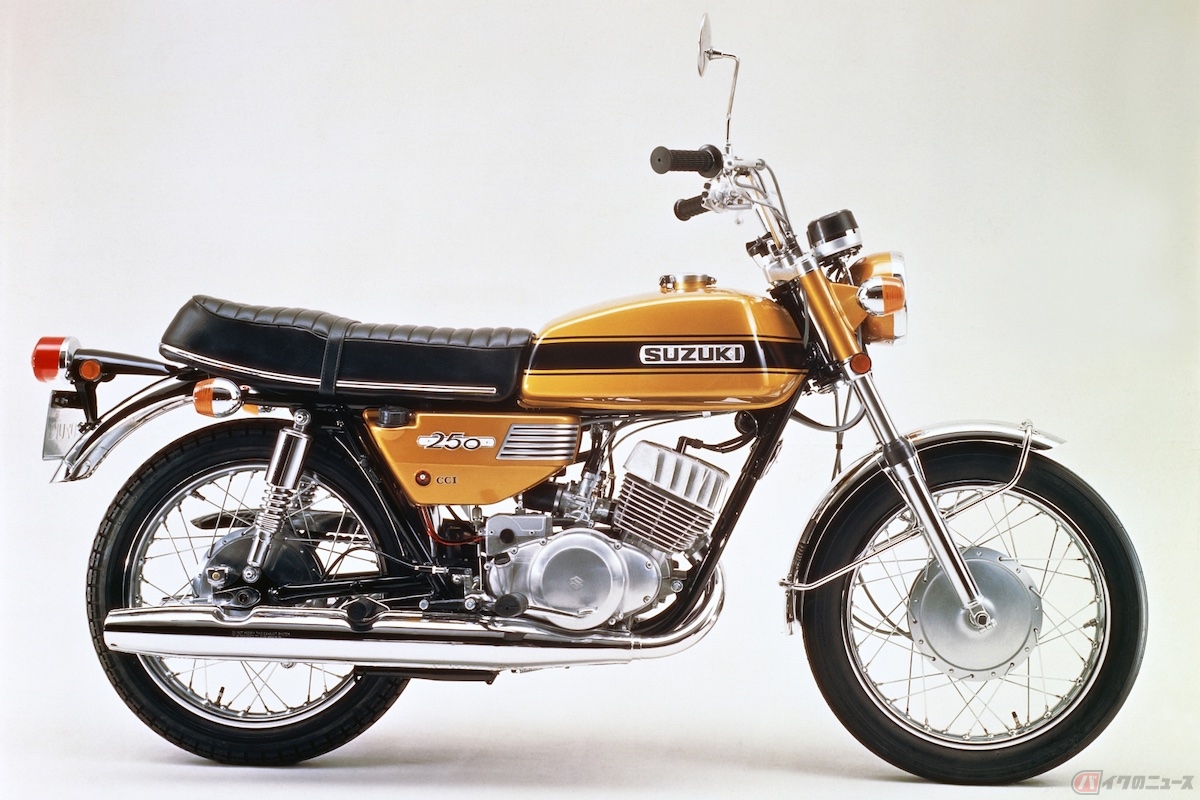 スズキ「GT250（1971）」