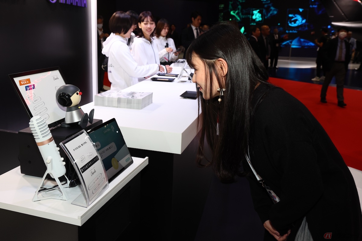 わたしがお願いしたのは「一発ギャグをやってみて」。その結果は