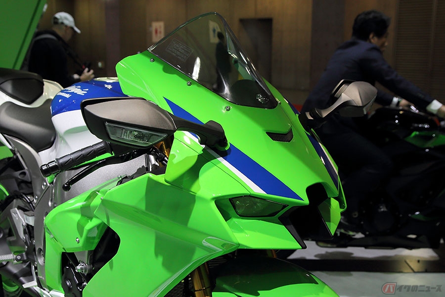 カワサキ「Ninja ZX-10R 40th Anniversary」