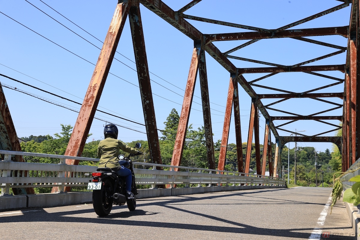 ソロツーリングに出かける前には、走行距離にも注意が必要