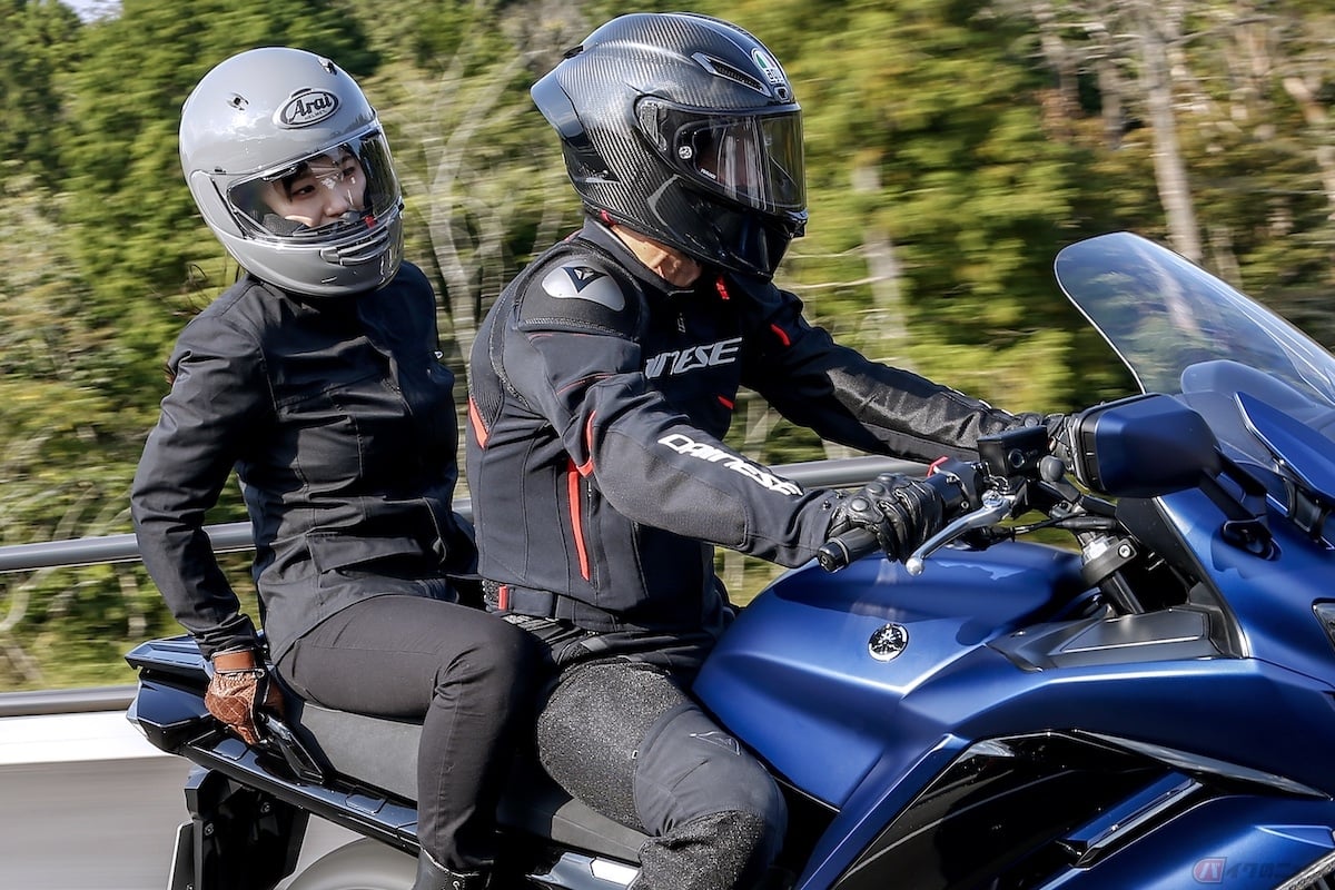 安全に走行するためにはタンデムする人もバイクの乗り方を知っておくことが大切
