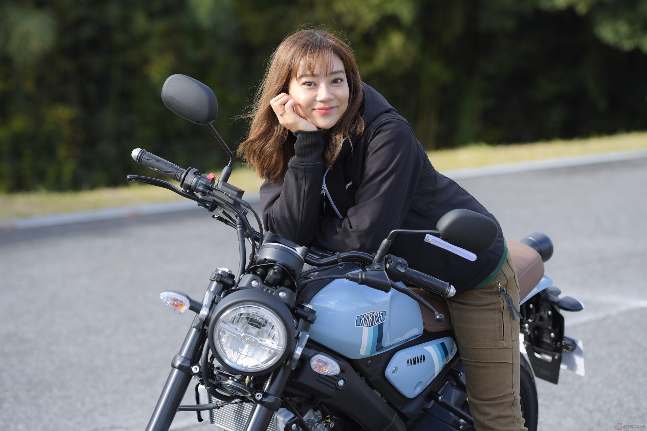 ヤマハの原付二種ネオクラッシックモデル「XSR125」に試乗します