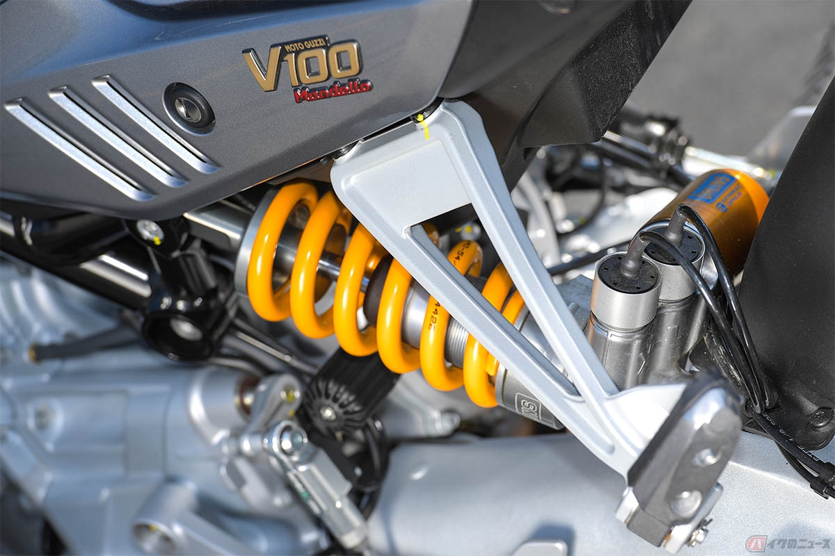 リアサスペンションはオーバーホールではなく定期的な交換が必須