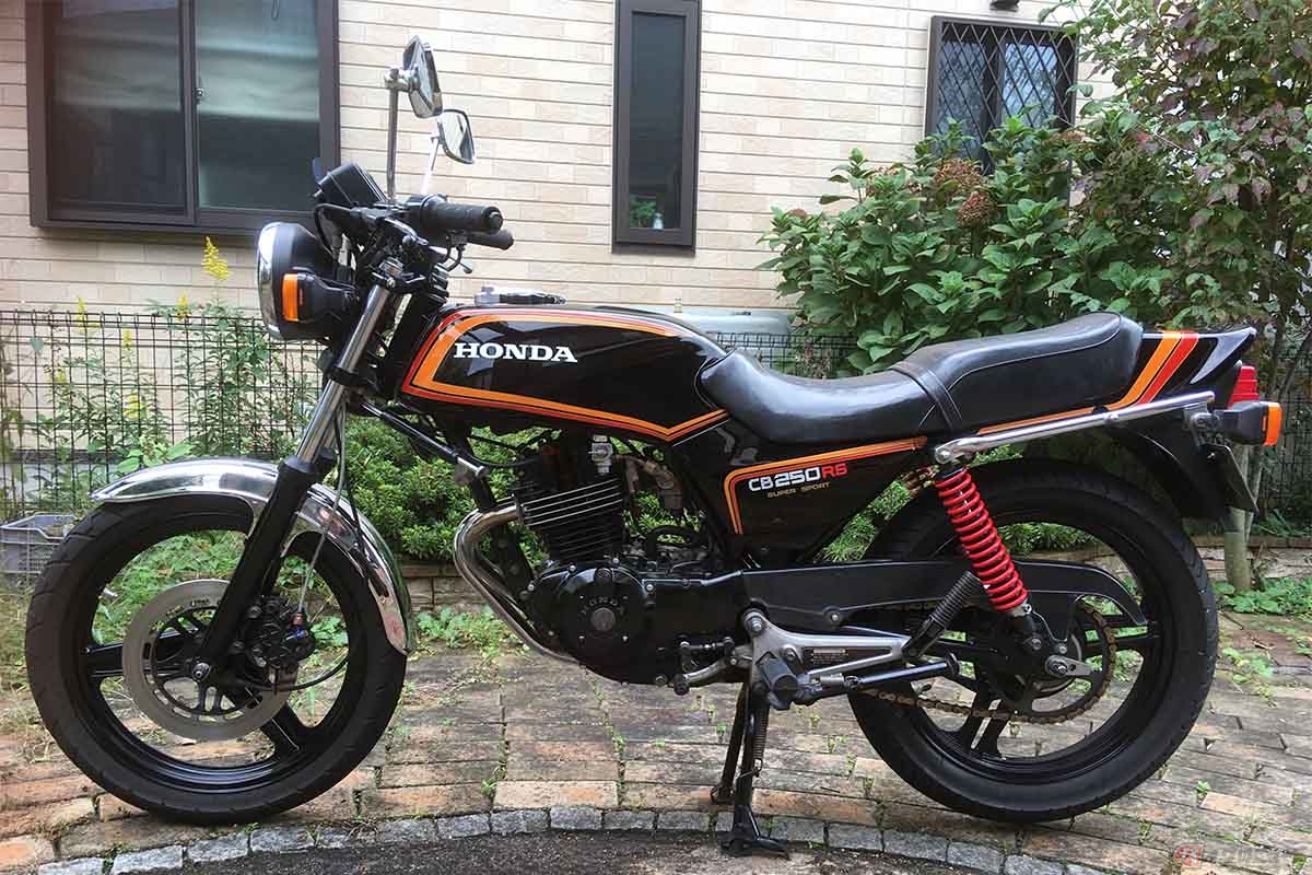 銅ヘッドガスケットでハイコンプ化に成功したホンダ「CB250RS」