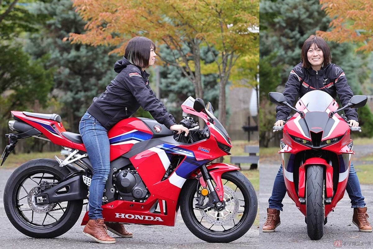 シート高820mmのホンダ「CBR600RR」の足つき(身長165㎝)