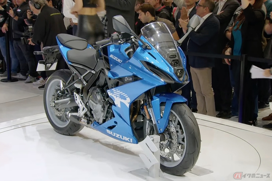 スズキの新型モデル「GSX-8R」