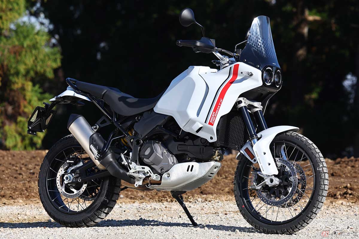 ドゥカティ新型「DesertX(デザートエックス)」(2022年型)