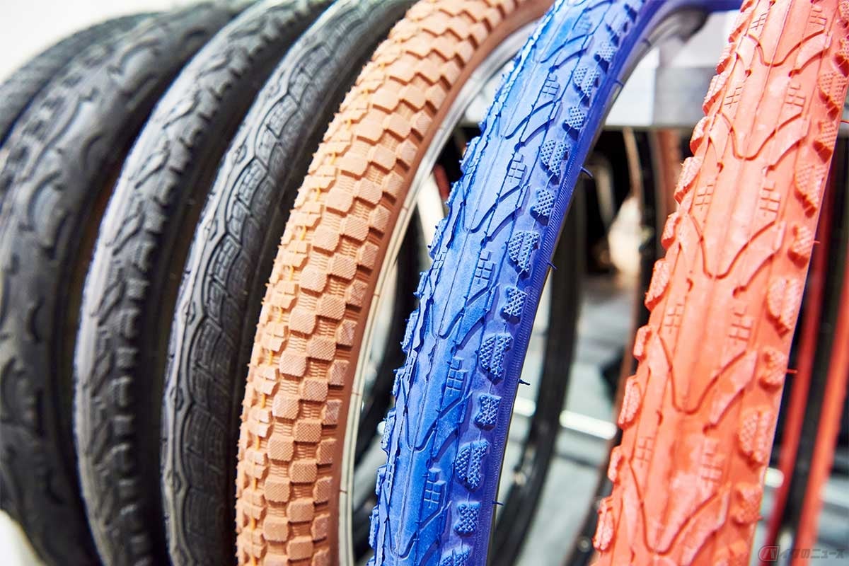 自転車にはドレスアップを目的とした「カラータイヤ」がある
