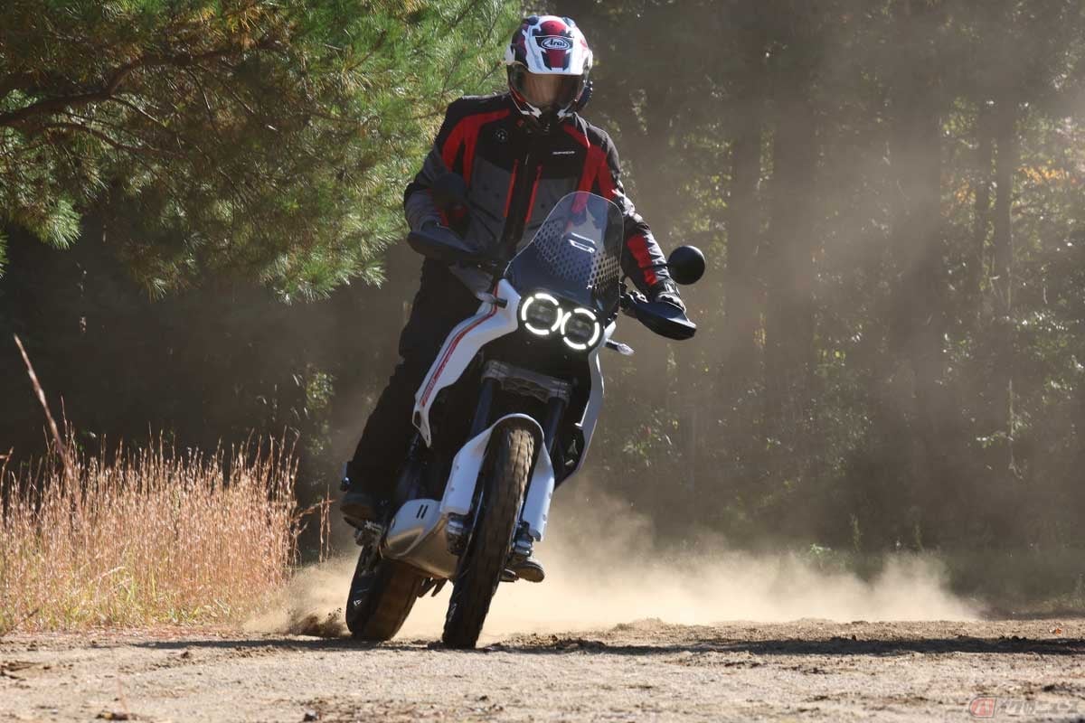 ミドルクラスアドベンチャーバイク、その魅力とは | バイクのニュース