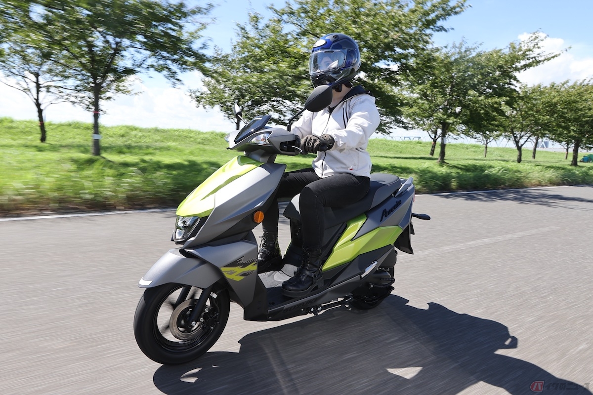 スタートで大きめにアクセルを開けるとレスポンスよく加速する