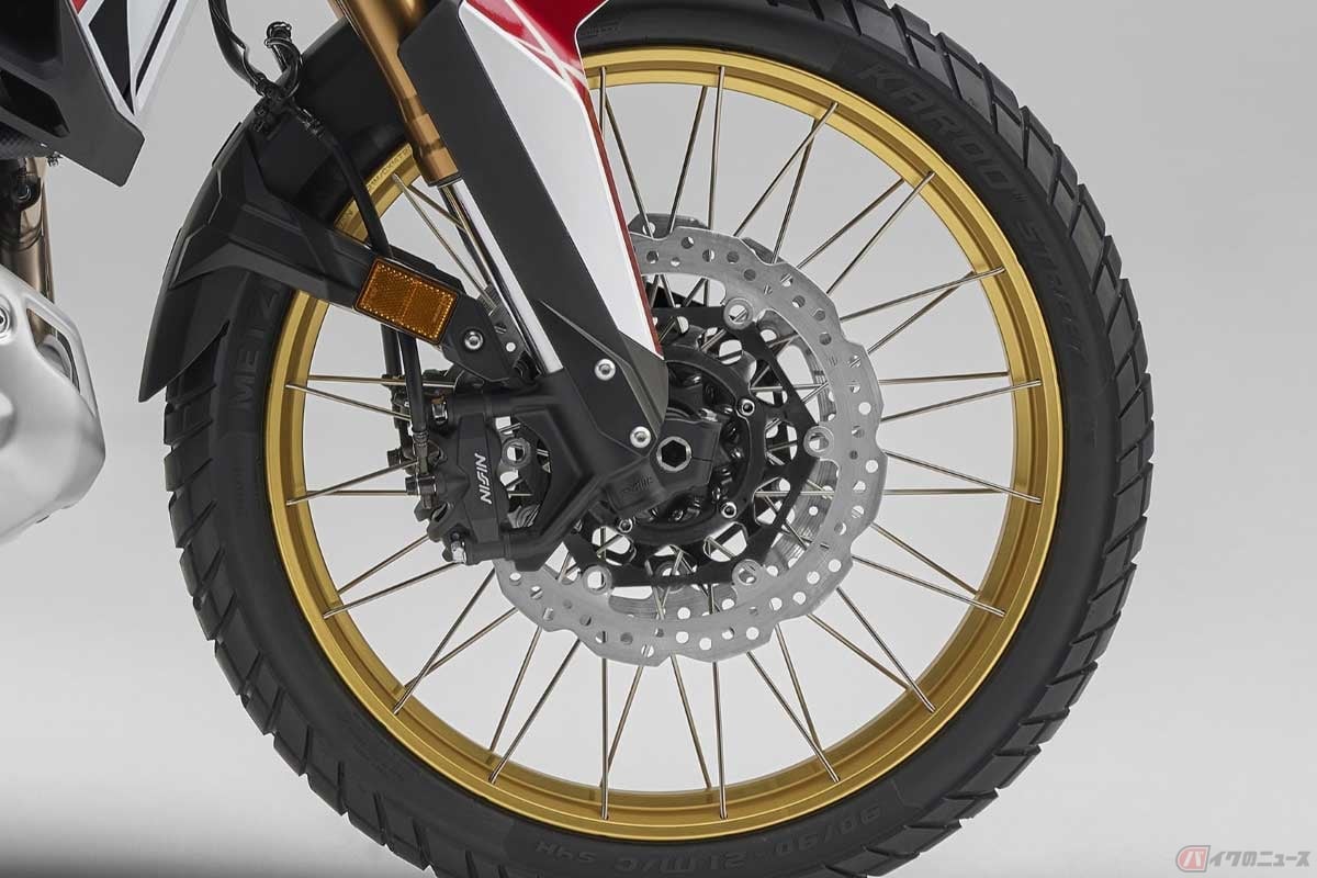 ホンダの大型アドベンチャーモデル「CRF1100Lアフリカツイン」シリーズはウェーブディスクを装備する