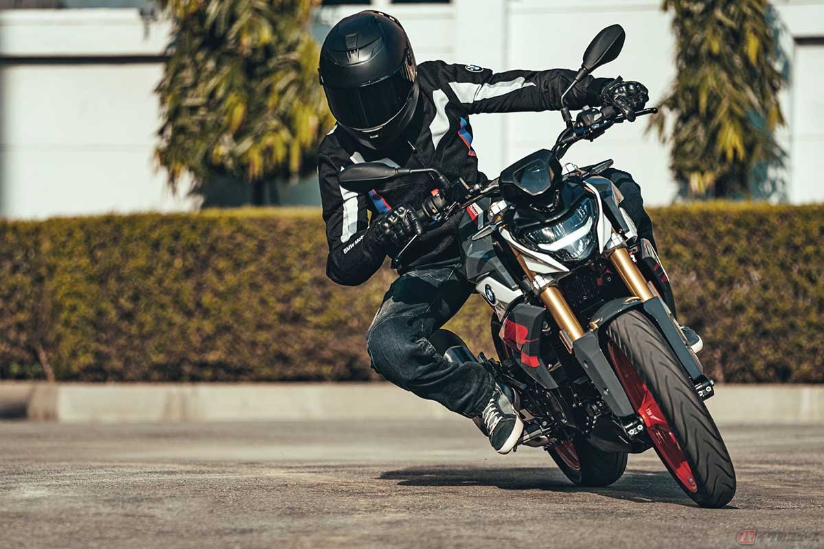 軽快で俊敏な旋回フィールを味わえるBMW Motorrad「G 310 R」