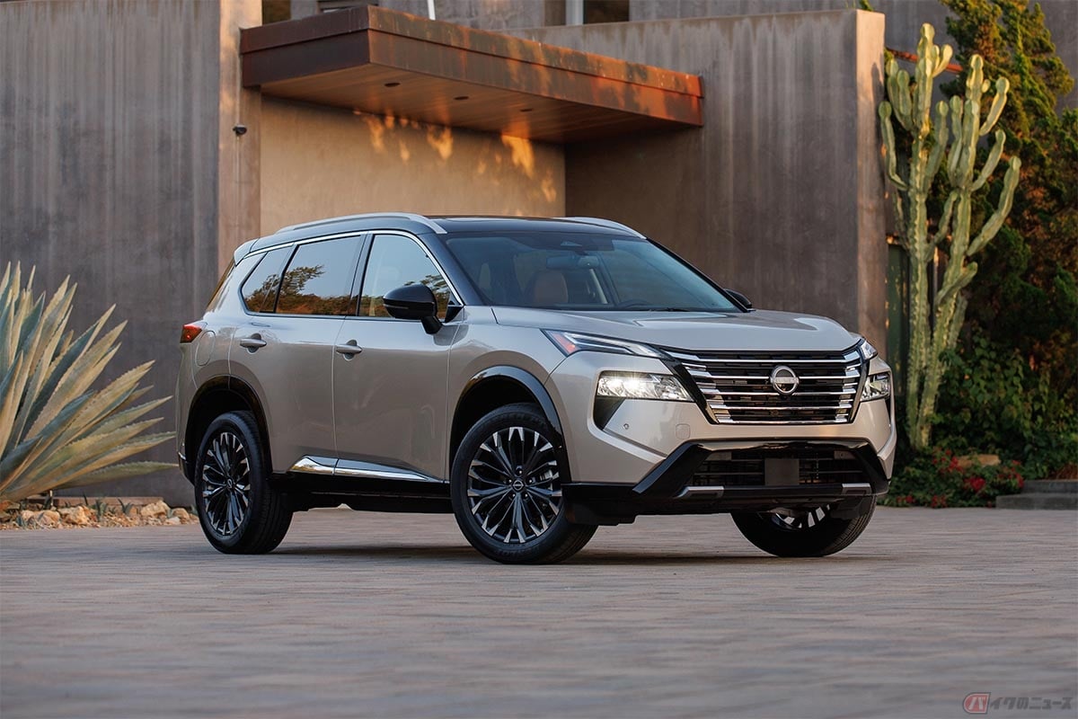 日産から公開された「ローグ」の2024年モデル