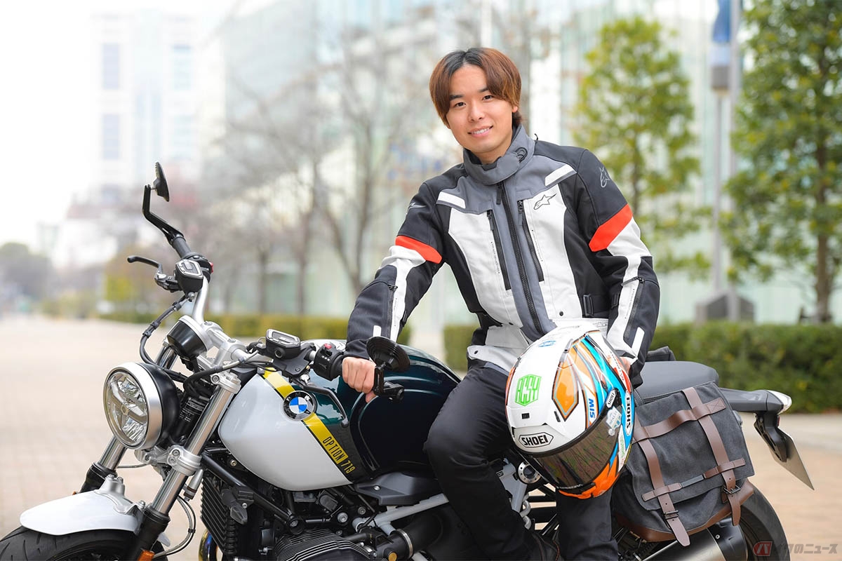 BMW Motorrad「R nineT Pure」とレーシングライダーの石塚健選手