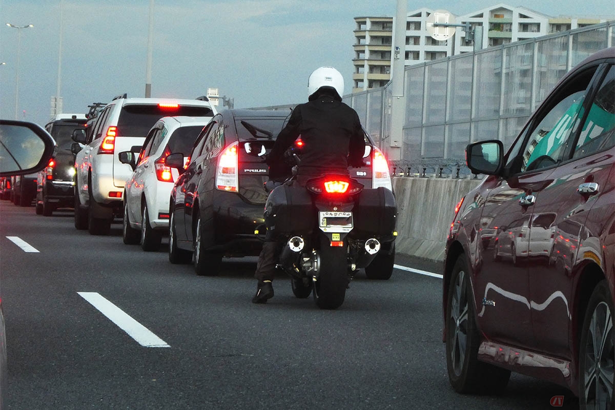 自分では安全運転をしているつもりでも、他車にとっては嫌がらせと感じられ、あおられる場合もある