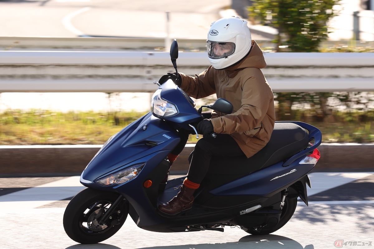 ヤマハの原付二種スクーター「アクシスZ」