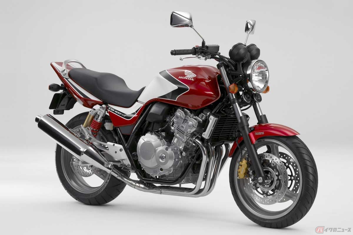 日本メーカーのバイクは、ほとんどが2000年代中頃までにFI（電子制御式燃料噴射装置）仕様になった。写真のホンダ「CB400 SUPER FOUR」は、同シリーズで最初にFI仕様になった2007年末発売の［NC42型］