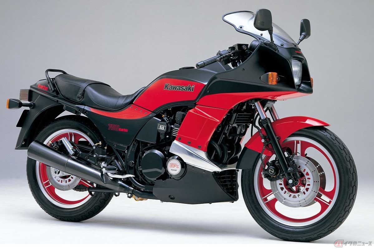 カワサキ「750 TURBO」(1984年)は、排気量738ccの空冷4気筒エンジンで最高出力112馬力を発揮