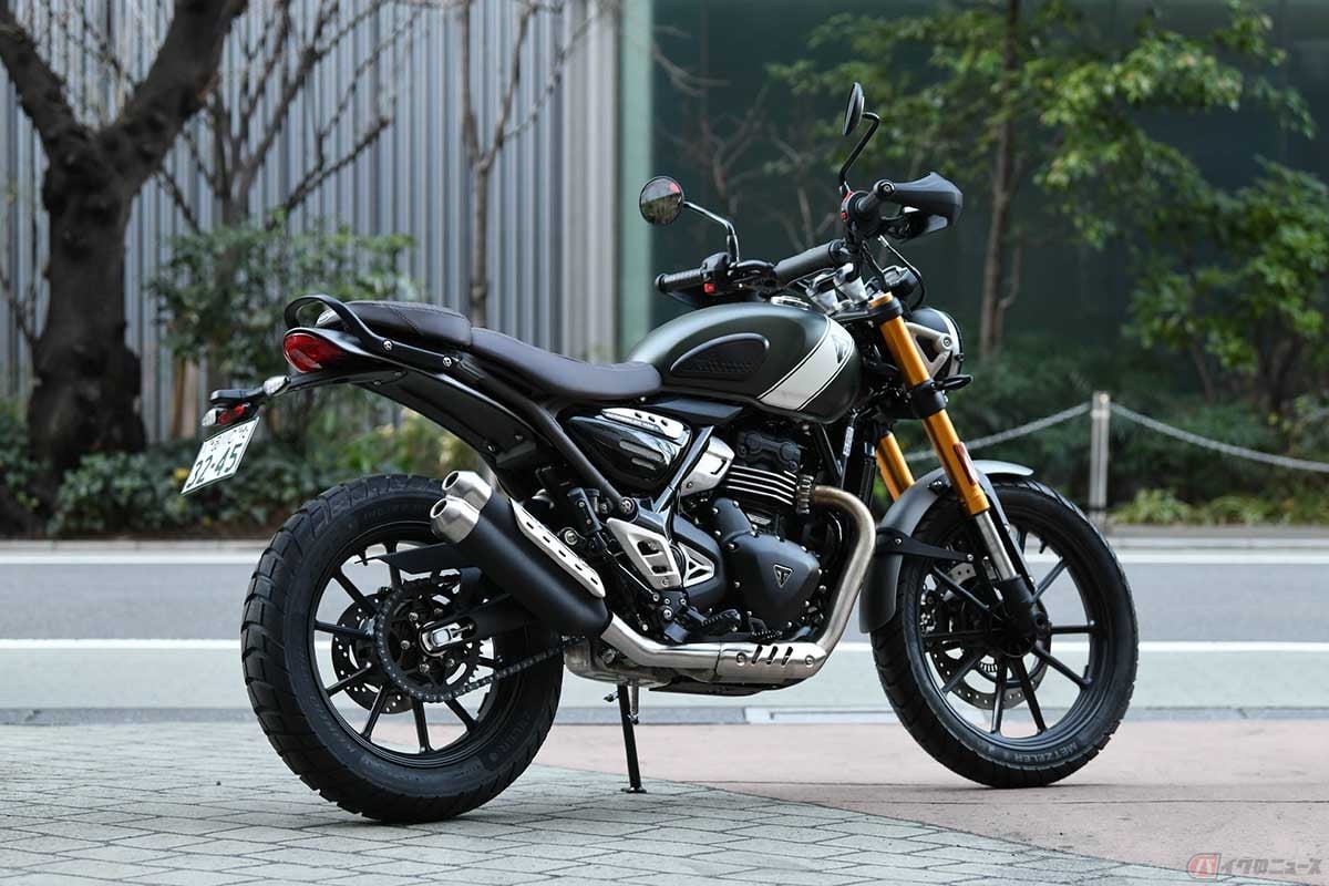 トライアンフ「スクランブラー400X」
