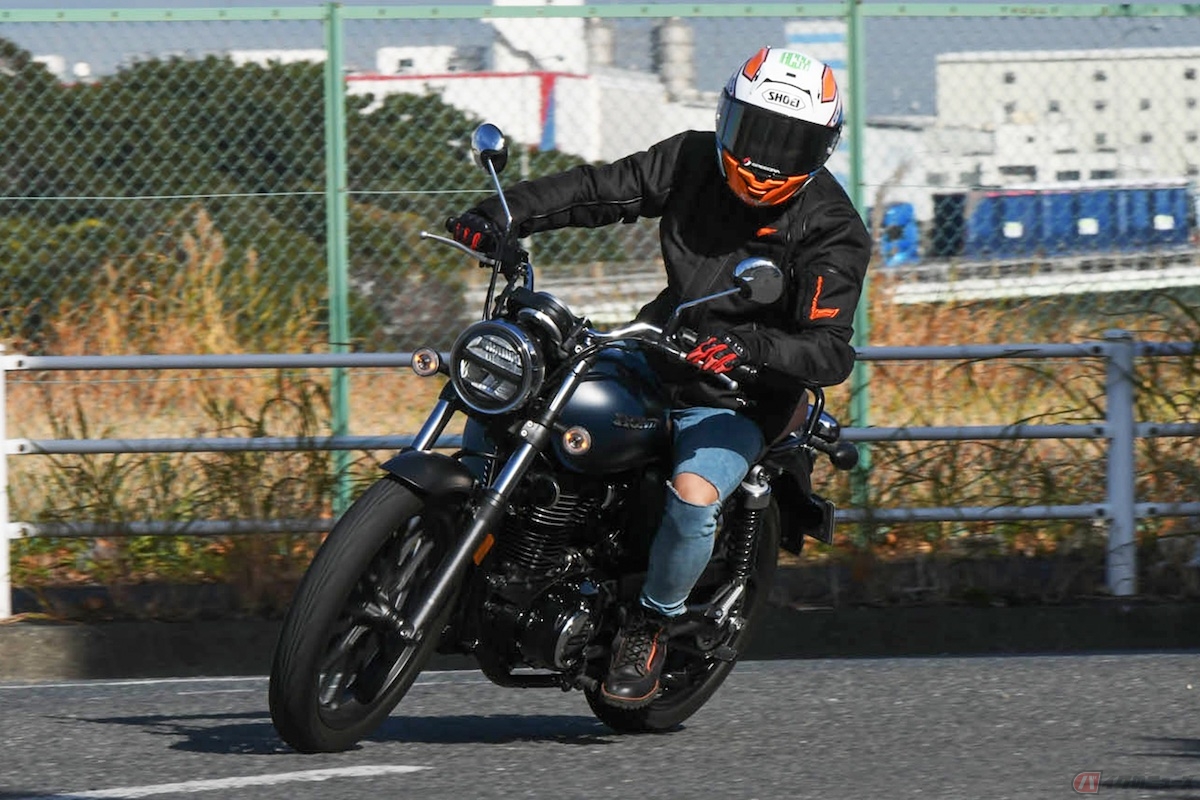 乗りやすく疲れないホンダ「GB350」で快適な走行を楽しむ石塚健選手