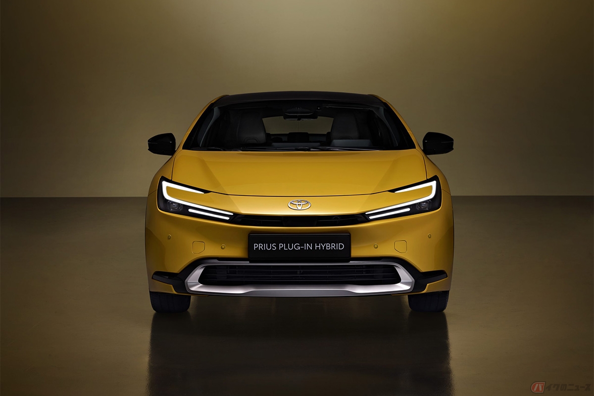 トヨタが英国市場への再投入を発表した新型「プリウスPHEV」