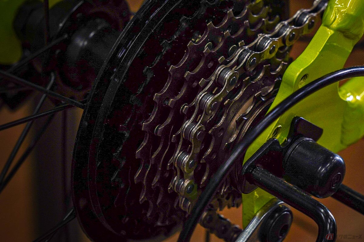 自転車とバイクのチェーンの役割は同様