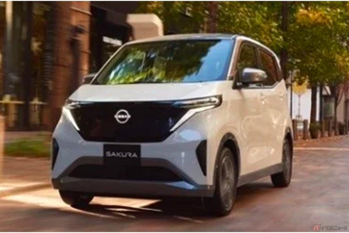 日産がオンエアを開始した新TVCM「THE WALL篇」に登場する日産「サクラ」