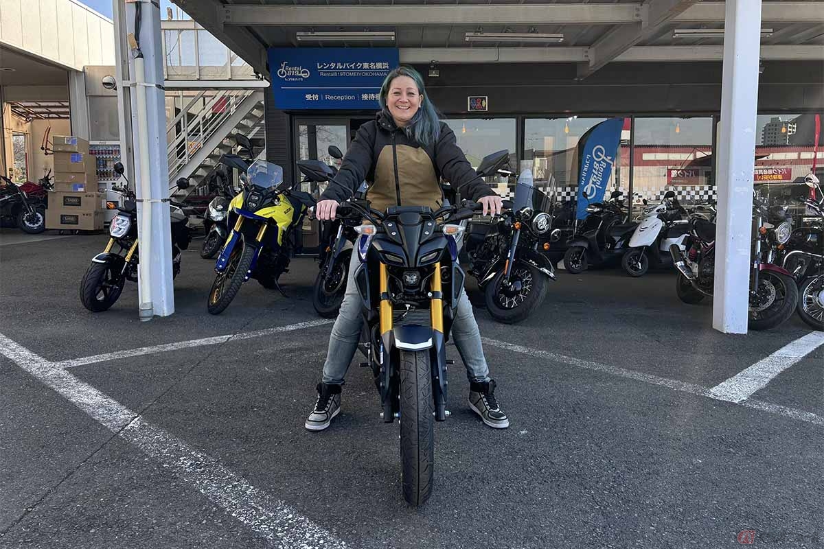ヤマハ「MT-125」の足つき(身長170㎝)