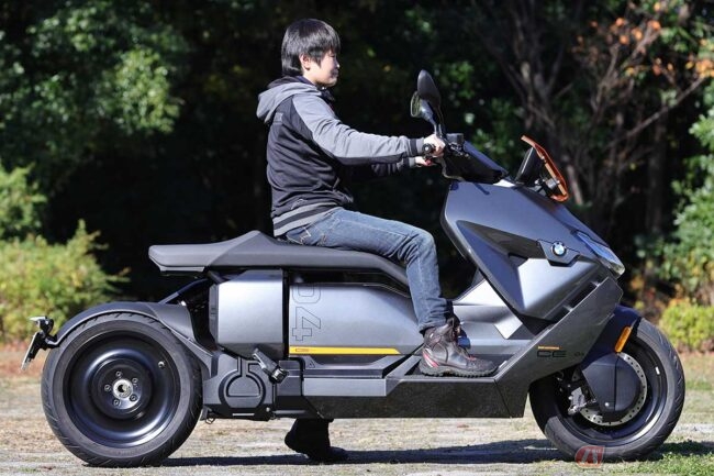 BMWモトラッド「CE 04」 乗り手の進化が問われる「電動バイクらしさ